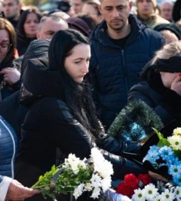 В Ужгороді попрощалися із 31-річним солдатом Сергієм Нестеренком