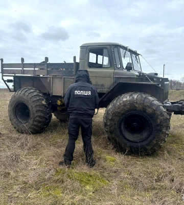 Всюдихід, мотопомпи та бурштин: у Сарненському районі поліцейські викрили незаконних старателів