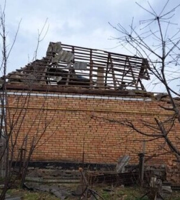 Дронами та з артилерії. Військові РФ декілька разів за день били по Нікопольщині