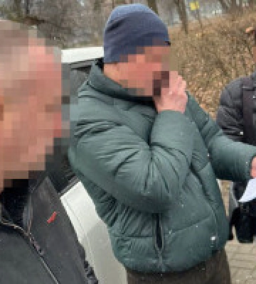 У Києві товариству заплатили півмільйона гривень за полив зелених насаджень, які ніхто не поливав