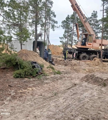 Оборона Півночі Рівненщини: як проходить робота з облаштування загороджень