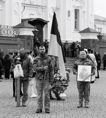 Віддав життя за незалежність України: у Луцькій громаді поховали Героя Дмитра Струка