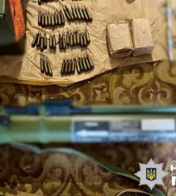 На Київщині чоловік зберігав вдома гранати, гранатомети та понад 1200 набоїв