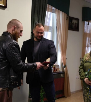 Орден «За мужність» ІІІ ступеня отримав воїн з Волині Богдан Висоцький