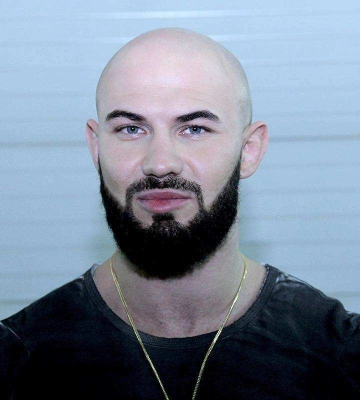 Паспортне божевілля Кремля: репер з Одеси отримав російське громадянство