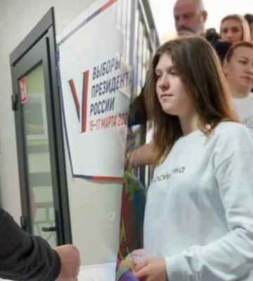 В Мелитополе людей на выборы загоняли “молодежные отряды” предателей и коллаборантов – кто они 