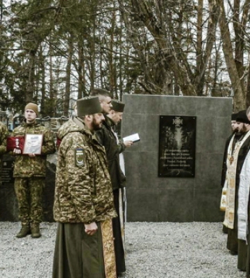 У Мощуні відкрили меморіальну дошку загиблим під час повномасштабної війни нацгвардійцям