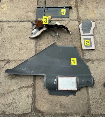 На Дніпропетровщині вибухнули уламки &quot;шахеда&quot;: їх збирали у під&#039;їзді та на дитячому майданчику, - ВІДЕО