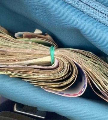 На Одещині жінка знайшла пачку грошей і повернула їх власнику