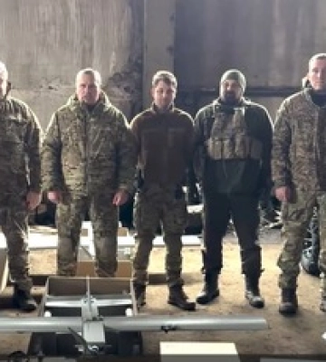 &quot;Українська команда&quot; доставила на передову першу партію великих дронів-літаків - Палатний