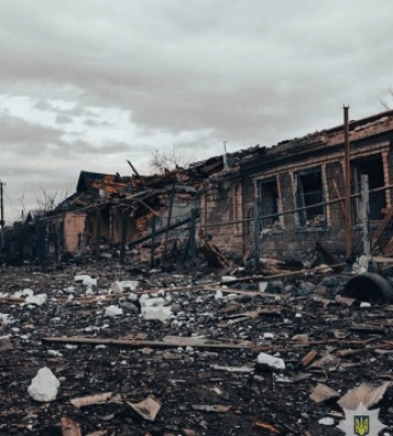 Поліція показала наслідки ракетного удару по Селидовому на Донеччині