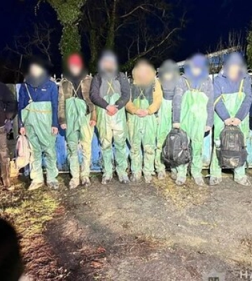 Брали плату в криптовалюті та видавали рибальські костюми: на Одещині поліція викрила двох чоловіків, які переправляли ухилянтів.&amp;hellip;