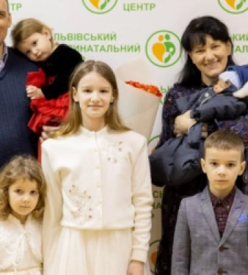 У Львівському перинатальному центрі 46-річна жінка з Рівненщини народила сьому дитину
