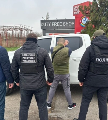 Продавав українок до країн Азії у сексуальне рабство: на Закарпатті поліція затримала іноземця