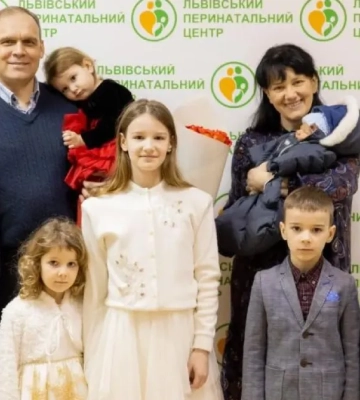 Украинка стала бабушкой в 105-й раз: близко ли это к рекорду Украины
