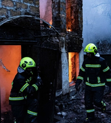 У Києві під час ліквідації пожежі у приватному будинку знайдено обгоріле тіло людини (ФОТО)