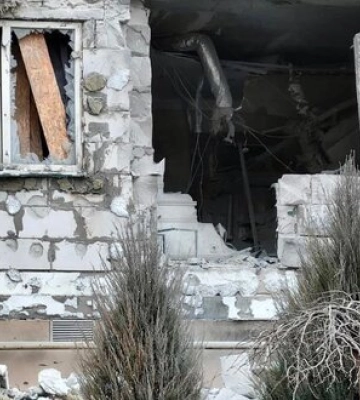 Армія РФ атакувала середмістя Херсона: влучила у будинок
