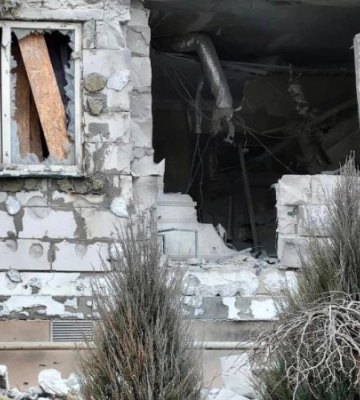 Армія РФ атакувала середмістя Херсона: влучила у будинок