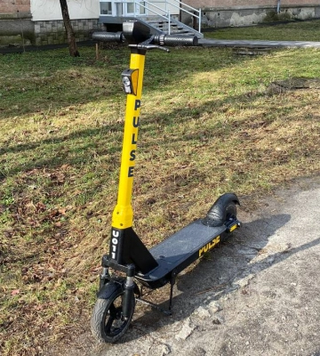 У Полтаві запрацював новий сервіс прокату електросамокатів