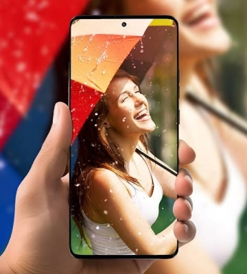 POLED-дисплей на 144 Гц і потрійна камера на 50 МП: Motorola тизерить особливості Edge 50 Pro