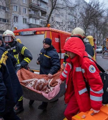 В Одесі спалахнула багатоповерхівка, є загибла