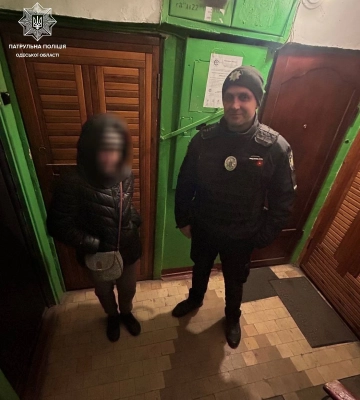 В Одесі патрульні врятували жінку, яка заблукала