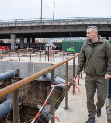 Після скандалу з начальником метро Кличко взявся сам рятувати підземку 