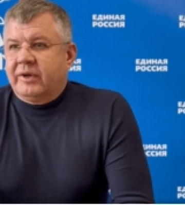 Правоохоронці оголосили підозру окупаційному очільнику Херсонського морпорту за вивезення краденого зерна