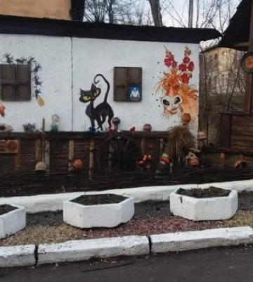 У Дніпрі вулицю Макарова «перевтілили» за допомогою українських народних мотивів
