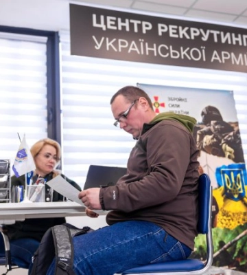 У Дніпрі відкрився центр рекрутингу для ЗСУ