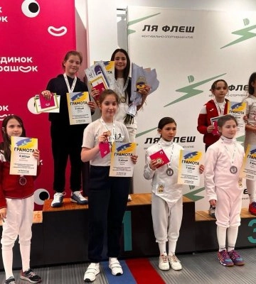 Юні миколаївські рапіристи здобули низку нагород на етапі Ліги Миронюка
