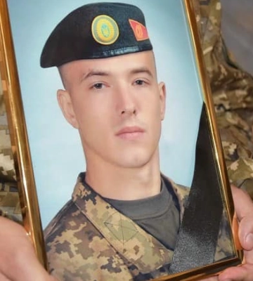Отримав смертельні поранення внаслідок авіаудару ворога: спогади про молодого Героя з Луцька
