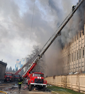 Армія РФ вдарила по Харкову: троє людей загинули – поліція