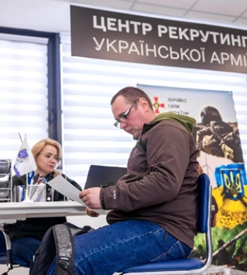 У Дніпрі відкрився центр рекрутингу для ЗСУ