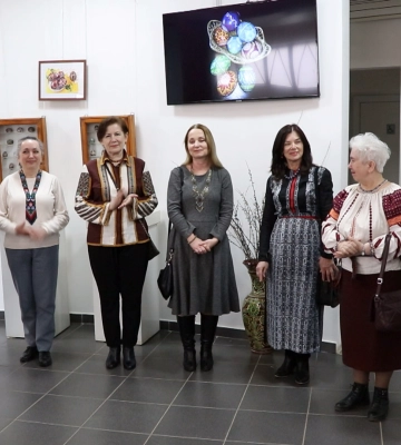 У Коломиї відкрили виставку львівських писанкарів (відео)