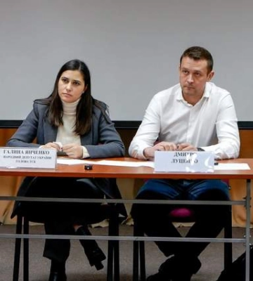 "Палки в колеса инвесторам": давление силовиков на бизнес вернулось "Палки в колеса инвесторам": давление силовиков на бизнес вернулось