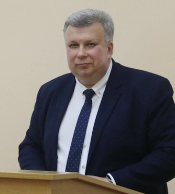 У Франковому університеті Львова узаконили нового декана філологічного факультету