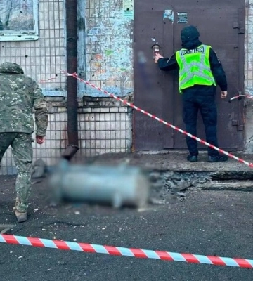 Росія завдала ракетного удару по Києву: фото та відео наслідків