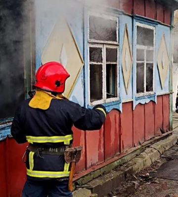 Необережне поводження з вогнем: на Волині горів будинок