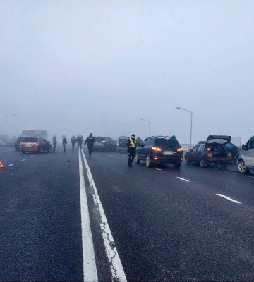 У Львові густий туман: сталася масштабна ДТП за участю 27 авто