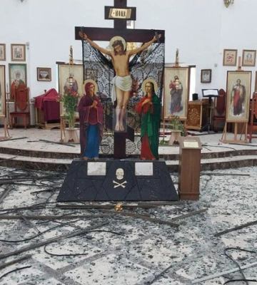 Попали осколки. В результате ракетной атаки пострадал Свято-Николаевский храм на Татарке — фото