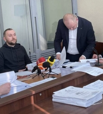 Суд продовжив запобіжний захід та зменшив заставу для Романа Гринкевича
