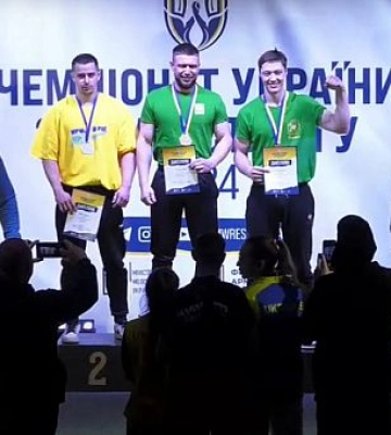 Армрестлер з Кривого Рогу здобув перемогу на чемпіонаті України