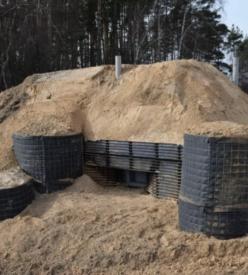 «Бетонування кордону». У Чернігівській області продовжують зводити фортифікації