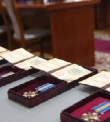 Батькам загиблих нацгвардійців з Рівненщини вручили ордени