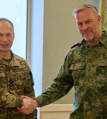 Сырский встретился с главой военного комитета НАТО
