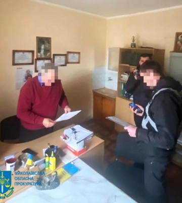Завідувача медчастини колонії на Миколаївщині підозрюють у вимаганні та отриманні хабаря від засудженого