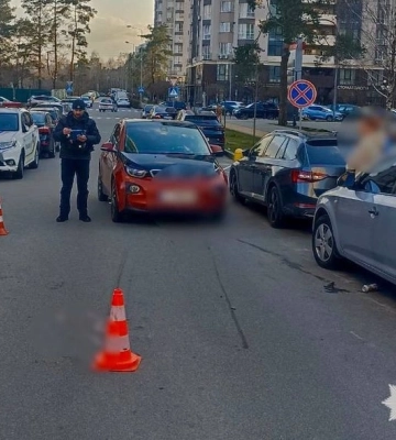 Под Киевом водитель BMW наехала на 11-летнего мальчика