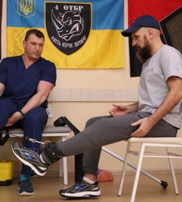«Тут тренажери світового рівня і дуже професійні фізіотерапевти», — військовий про лікування в реабілітаційному центрі Дніпра