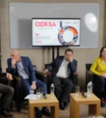 Проєкт деколонізації мітів про Одесу презентував місцевий бізнес-клуб